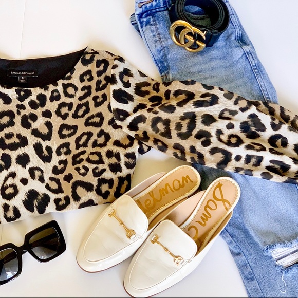Banana Republic animal print blouse - Picture 2 of 5